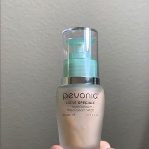 Pevonia youth renew tinted cream SPF30